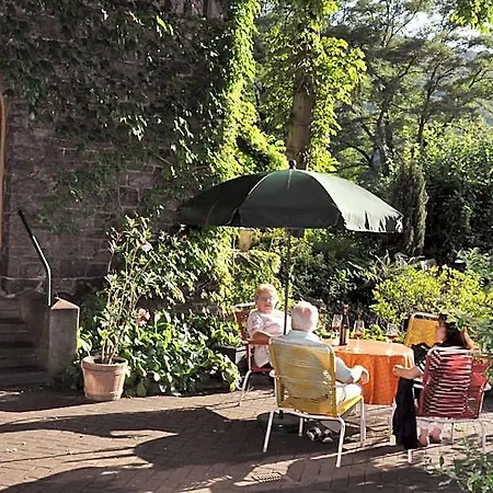 Alojamento de Acomodação e Pequeno-almoço Johanna Rüdesheim am Rhein
