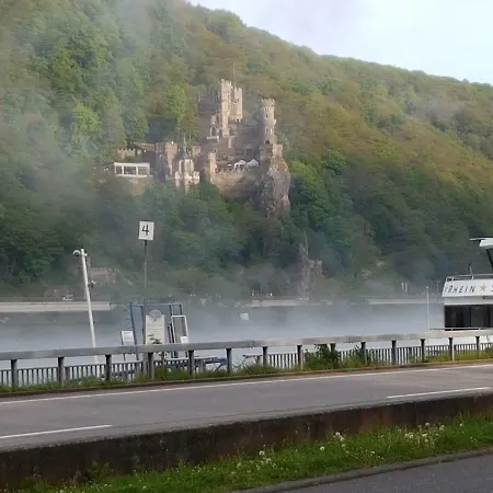 Johanna Rüdesheim am Rhein